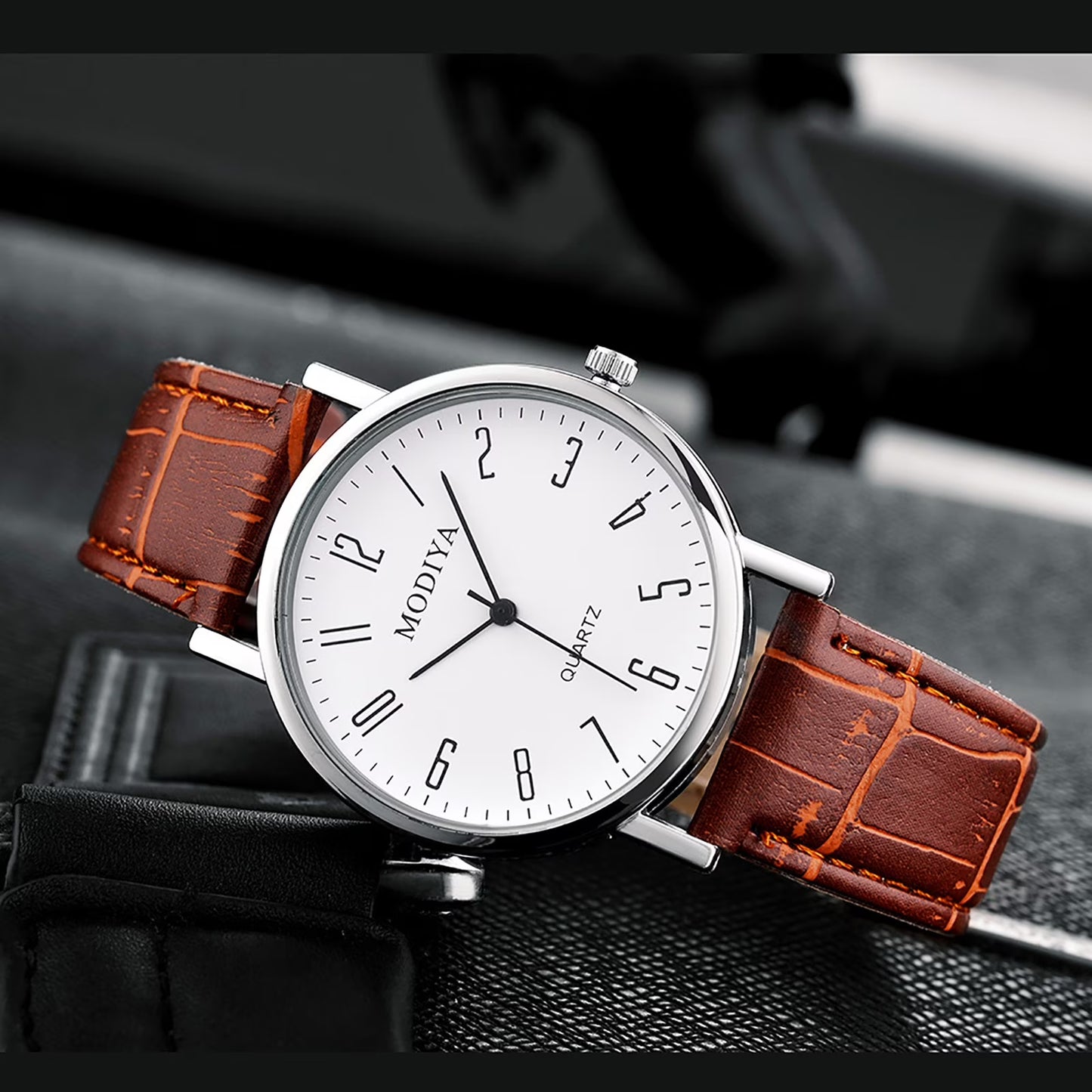 FSQJGQ Minimalist Roman Dial Leather Strap Watch for Men